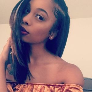 Meet your Posher, Brianna